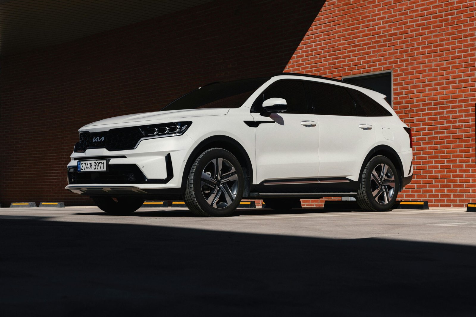 
								KIA Sorento full									