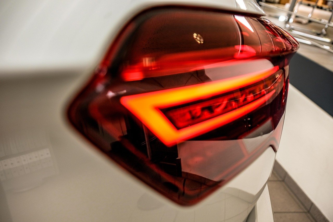 
								volkswagen T-Roc full									