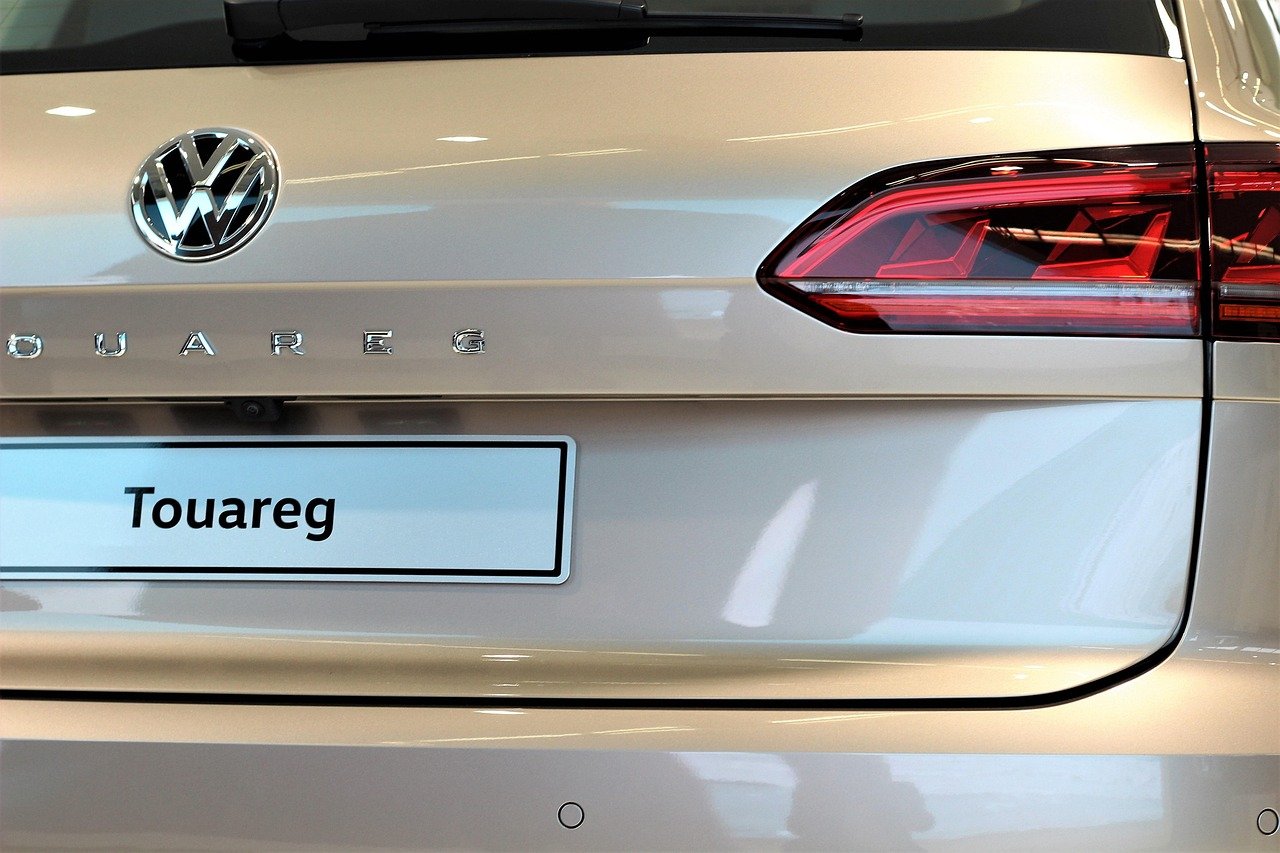 
								volkswagen Touareg full									